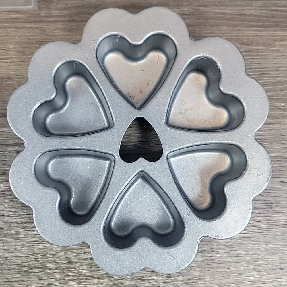 Valentine's Day Bakeware Bundle Nordic Wear Cake Pan Plus Two More Items